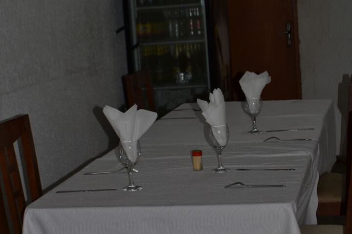 Dining 15 of 15