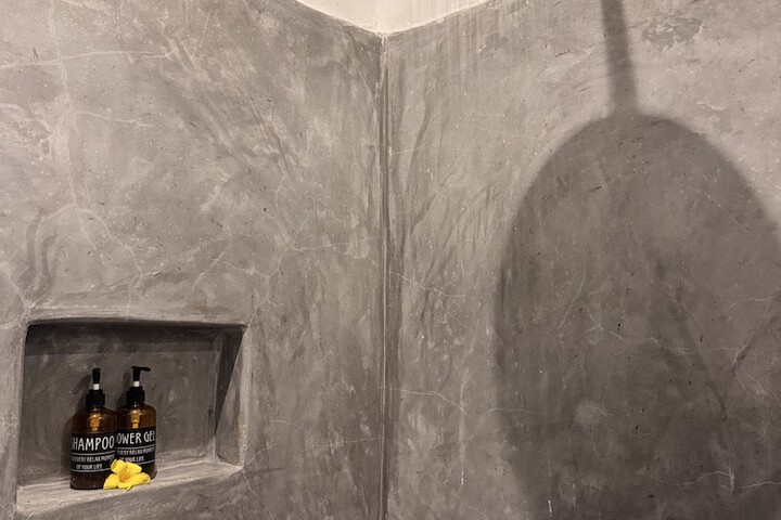 Room 51 of 117