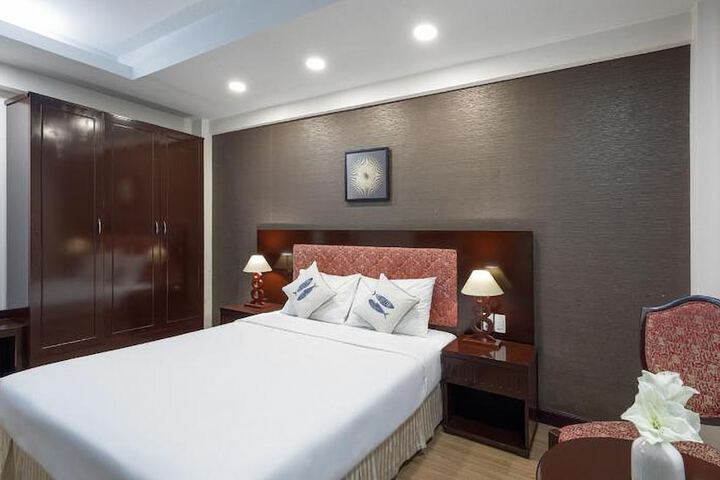 Room 14 of 50