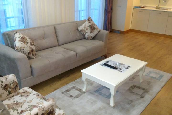 Room 9 of 14