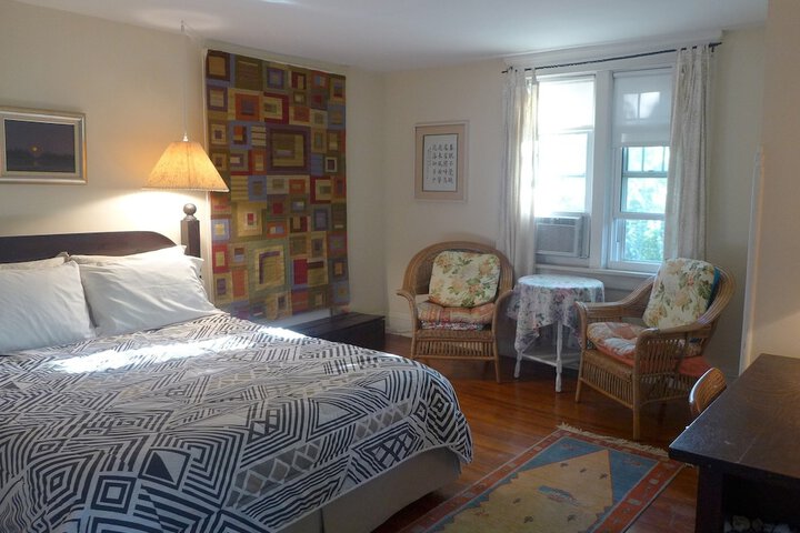 Room 5 of 42