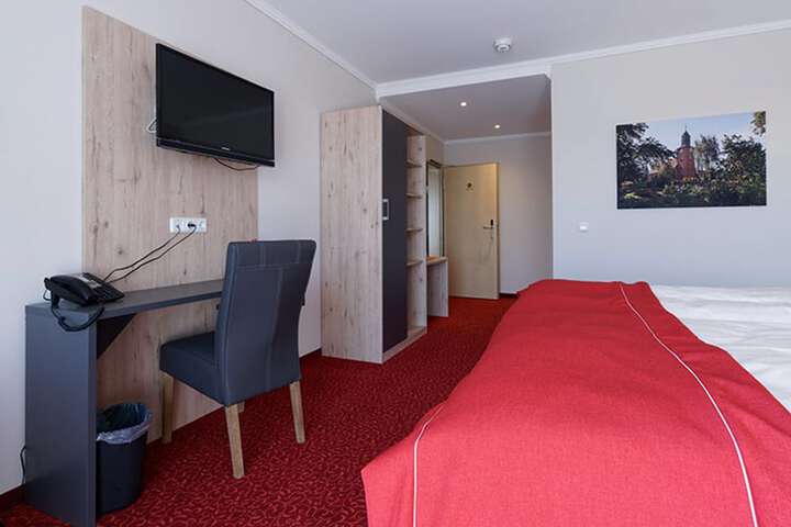 Room 5 of 49