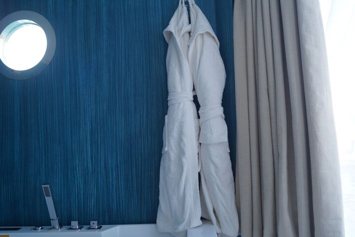 Room 37 of 72