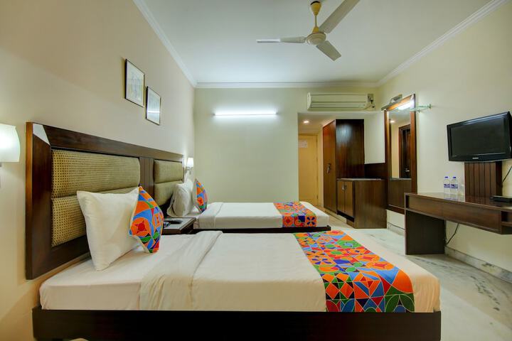 Room 30 of 41