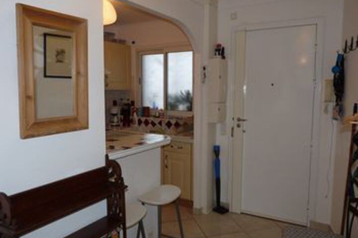 Room 12 of 24