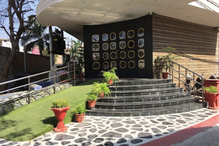 Hotel K3 Club Residency
