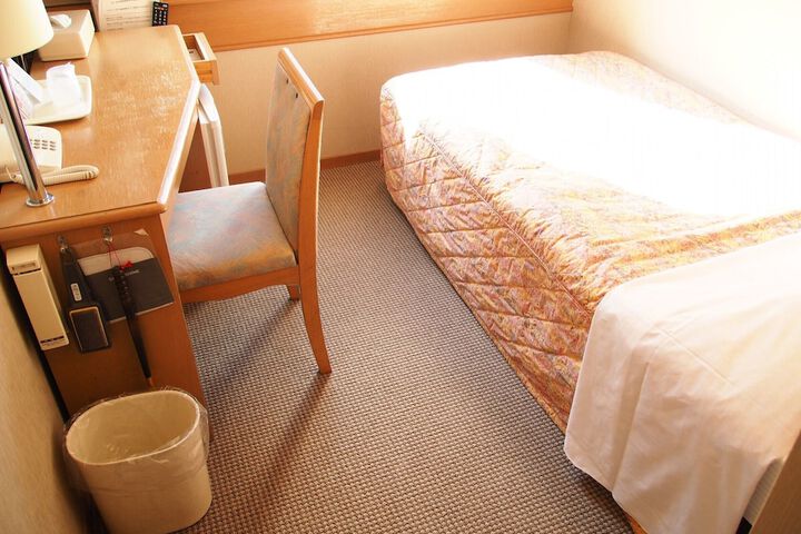 Room 12 of 47