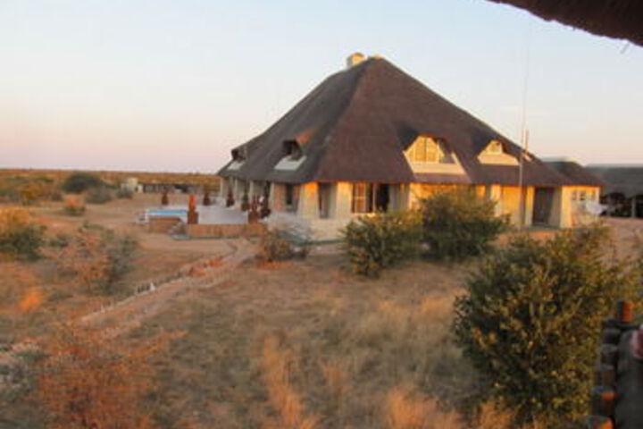 Phofu Eco Safari Lodge