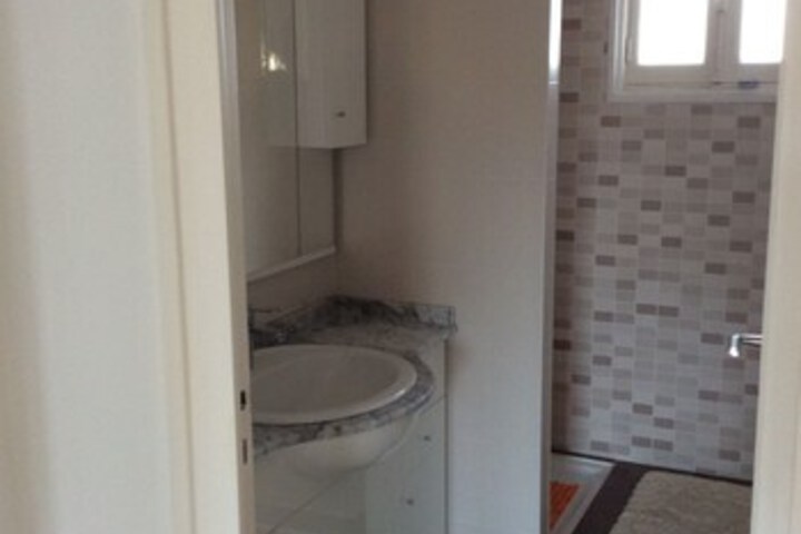 Room 4 of 22