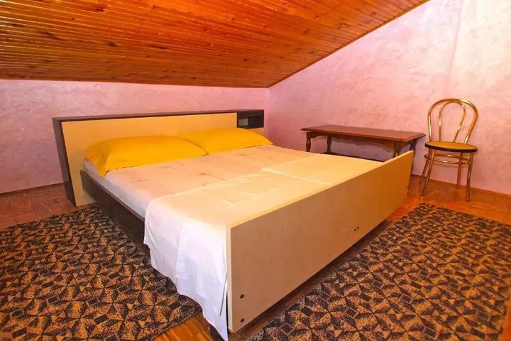 Rooms Antun 1238
