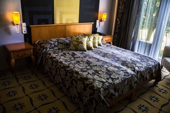 Room 7 of 87
