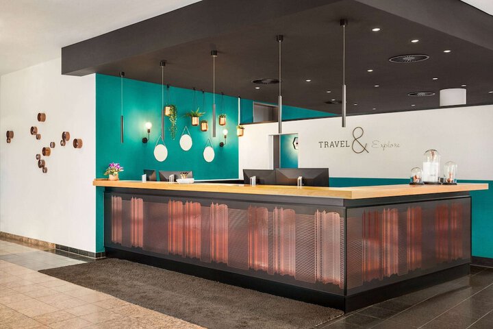 Guest Lobby