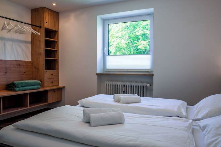 Room 12 of 53