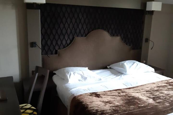 Room 18 of 57