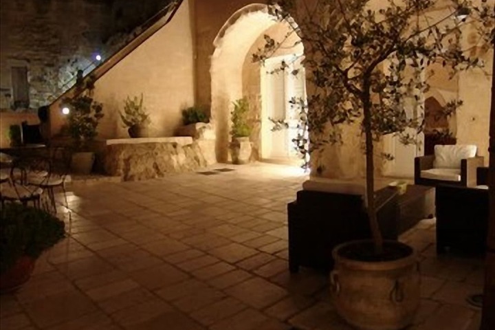 Terrace/Patio 39 of 45