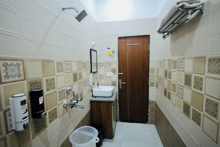 Room 39 of 44