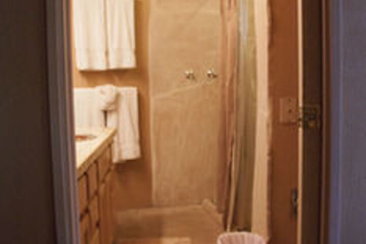 Room 6 of 19