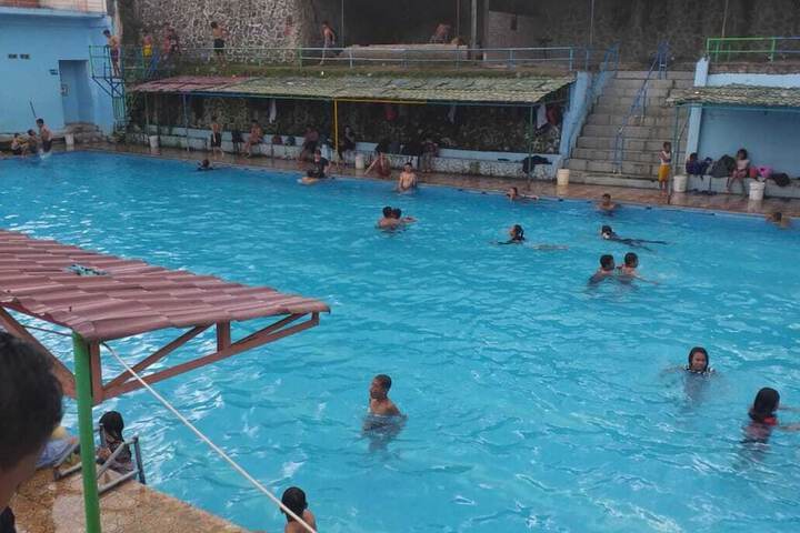 Pool 13 of 14