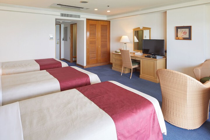 Room 21 of 118