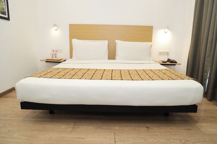 Room 2 of 5