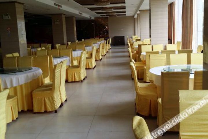 Room 2 of 21