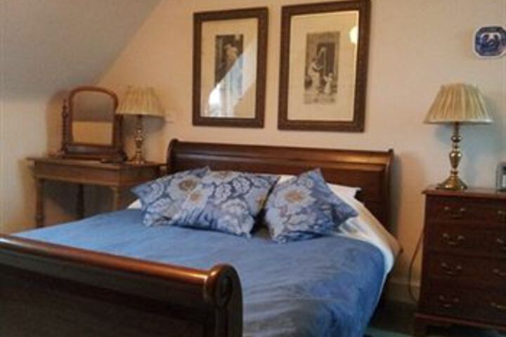 Room 8 of 23
