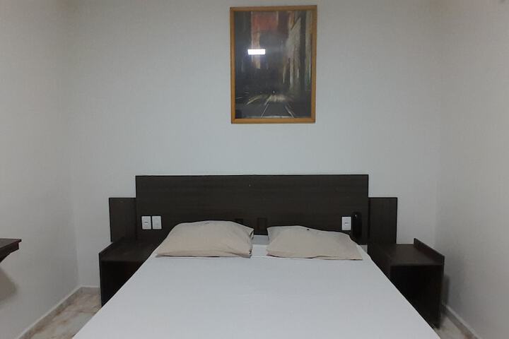 Room 27 of 47