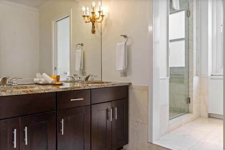 Bathroom shower