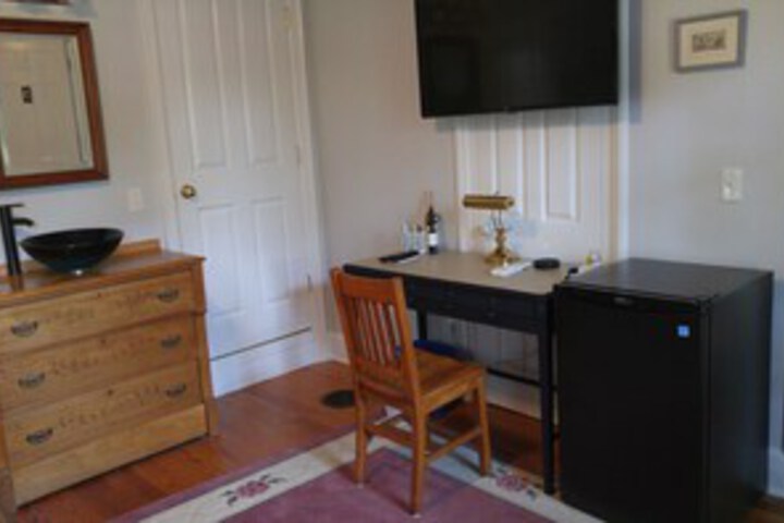 Room 37 of 38