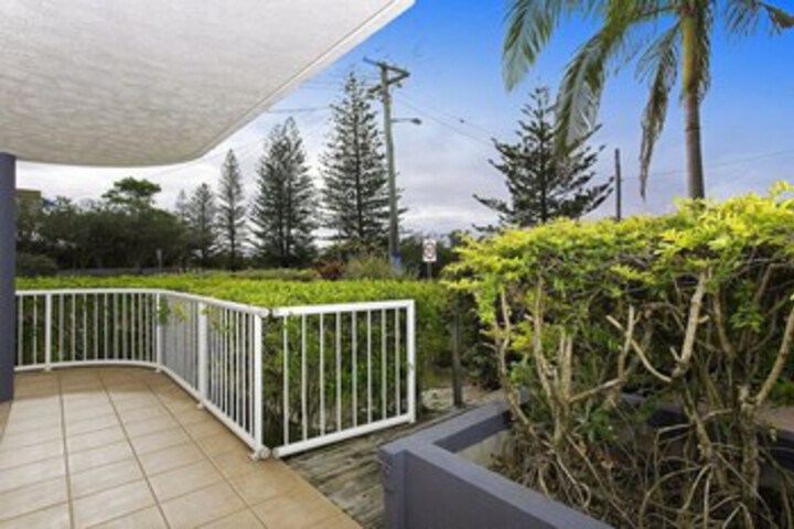 Terrace/Patio 9 of 10