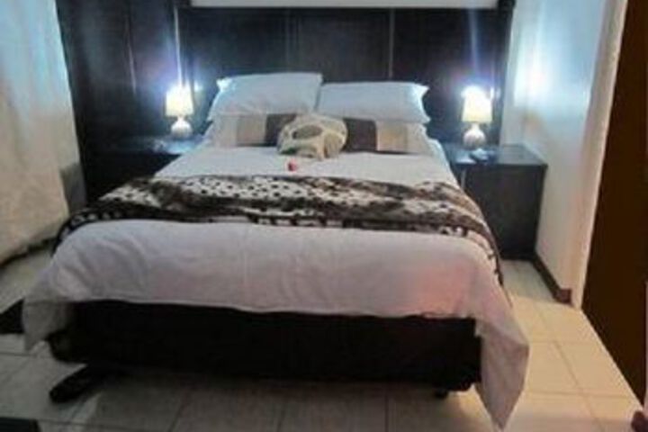 Room 12 of 15