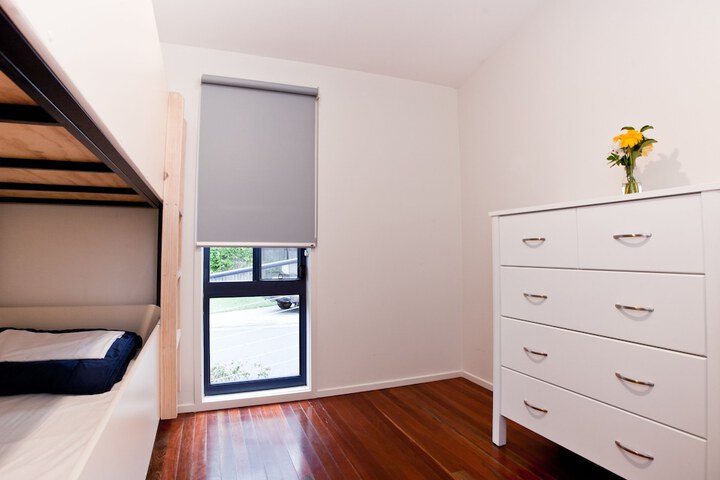 Room 3 of 147