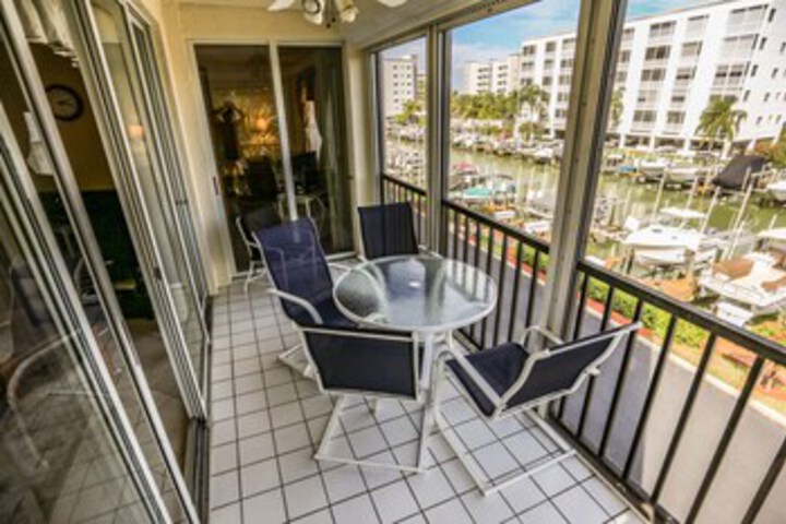 Terrace/Patio 3 of 24