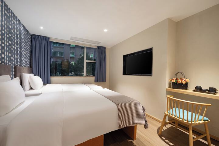 Room 19 of 60