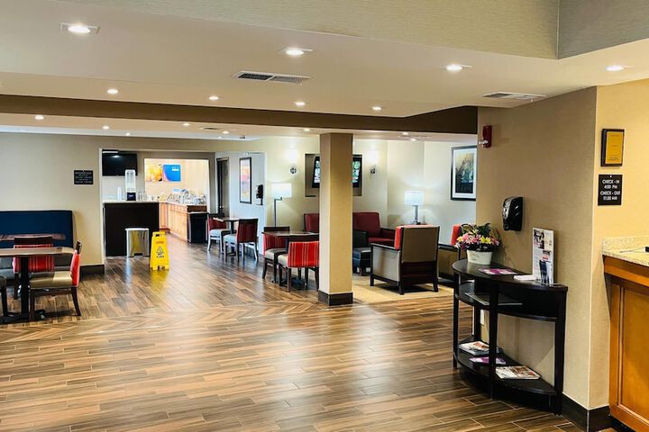 Hotel Interior 5 of 77