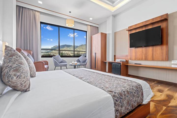 Room 15 of 40