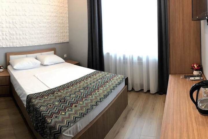 Room 5 of 41