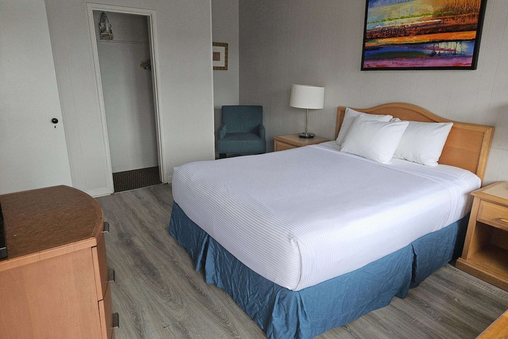 Room 25 of 71
