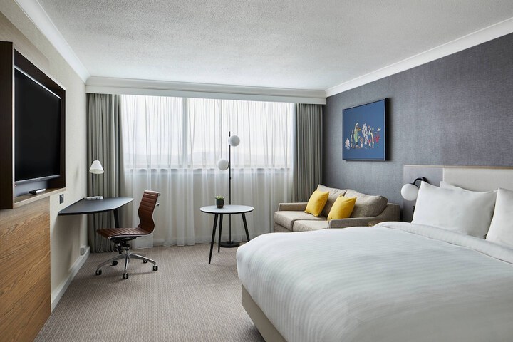 Room 20 of 53