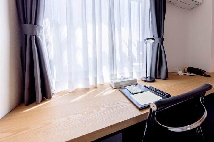 Room 14 of 48