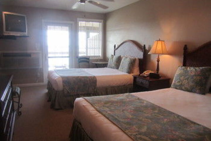 Room 9 of 21