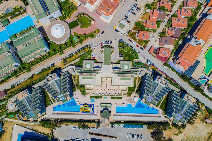 Hotel 107 of 108
