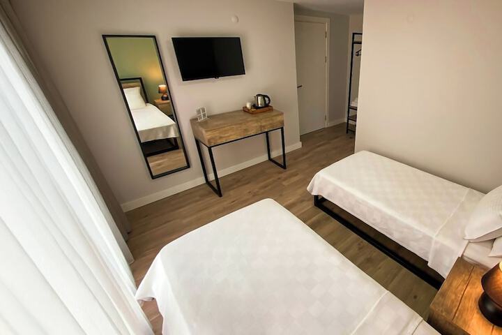 Room 45 of 61