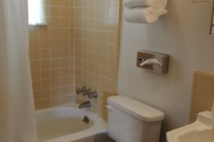 Room 3 of 12