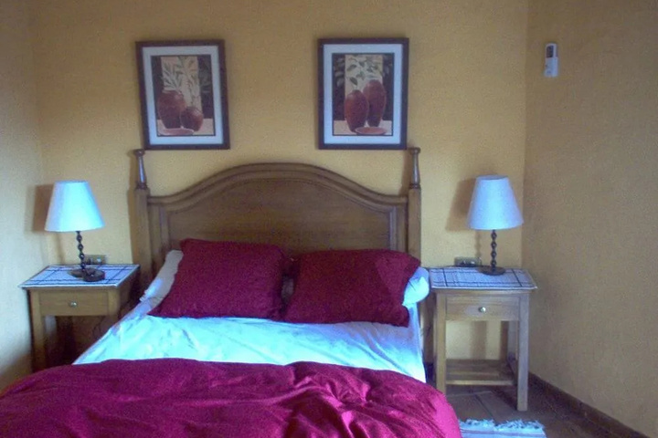 Room 2 of 12