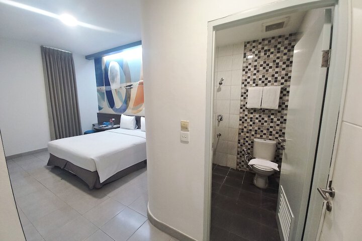 Room 27 of 56