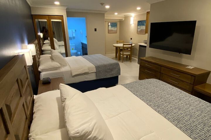 Room 11 of 31
