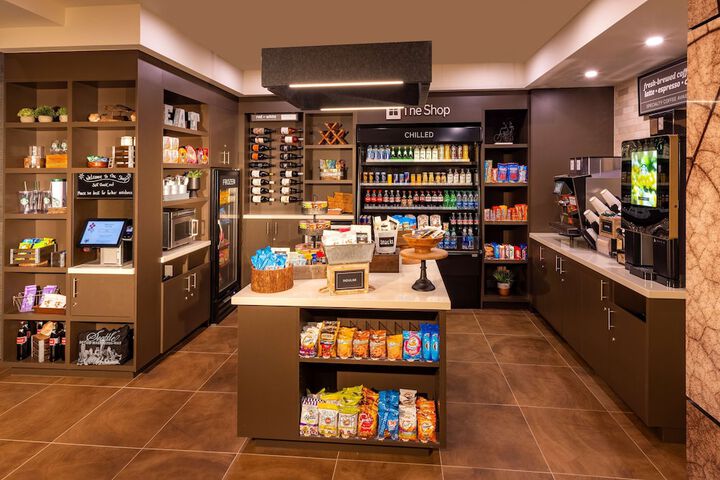 Snack bar