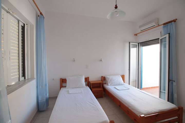 Room 18 of 71