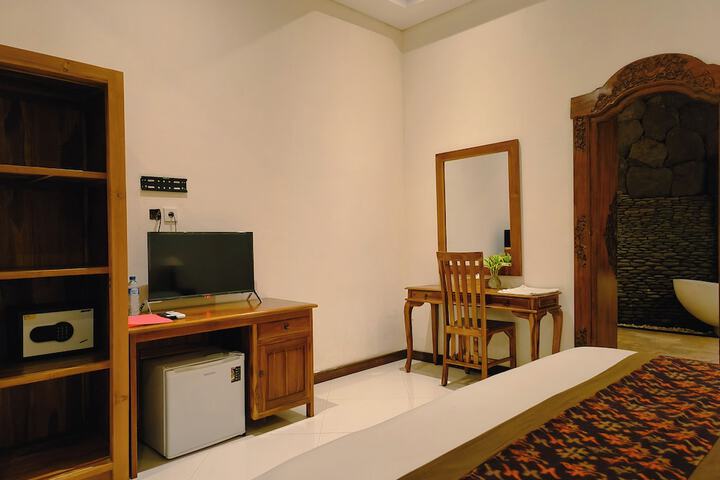Room 10 of 66
